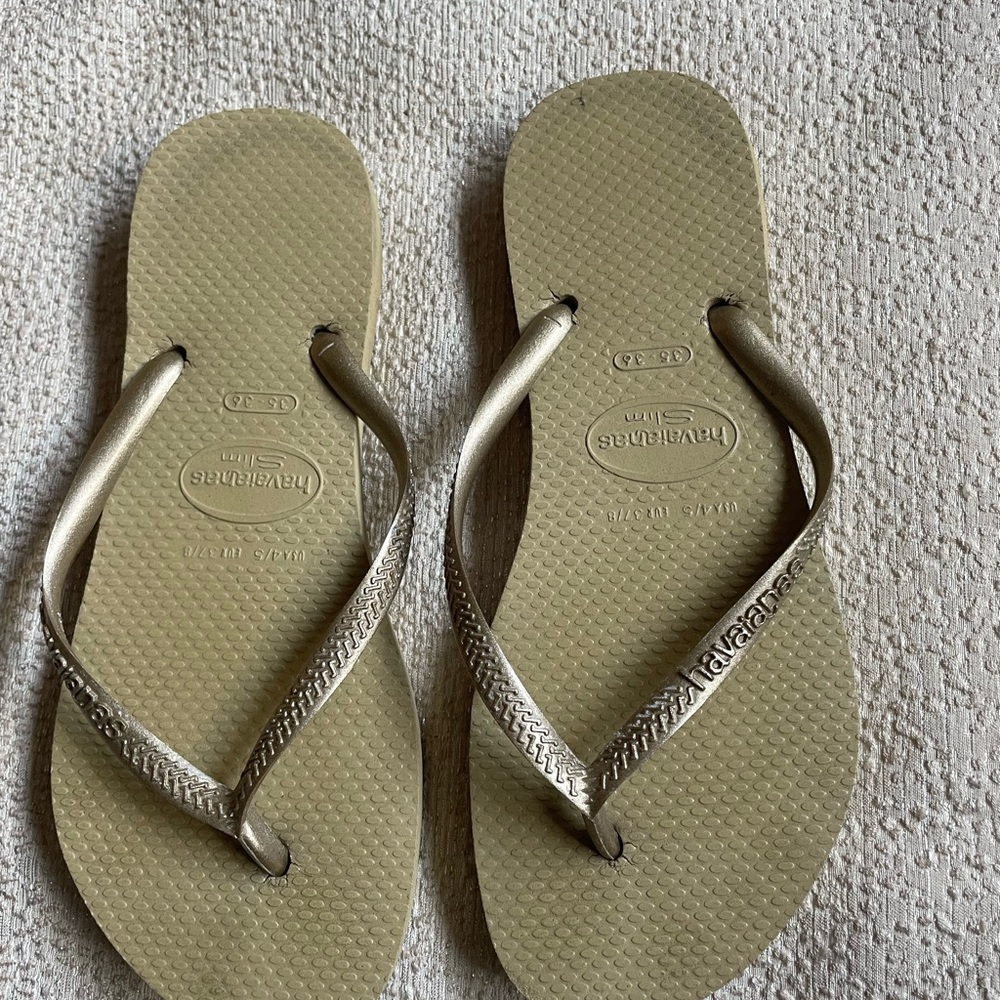 Havaianas Metallic Sand Flip Flops
